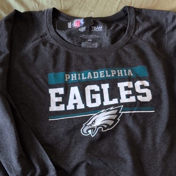 NFL Team Apparel Dark Gray T-Shirt - Picture 3 of 4